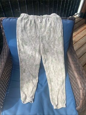 JACKSON Light Gray & Pale Green Camo Joggers